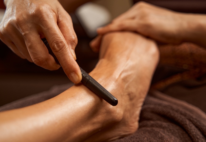 Foot massage - Kim Cương Spa