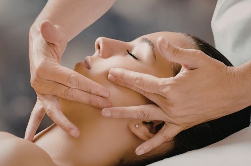 5 dưỡng chất chăm sóc da nhất định phải dùng để chống lão hóa - Kim Cương Spa