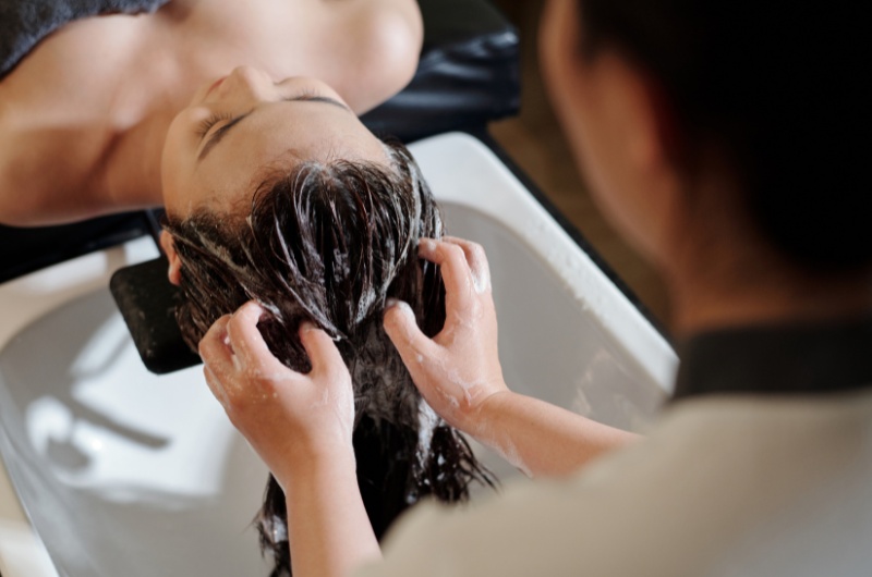 Gội đầu bằng bồ kết - Kim Cương Spa